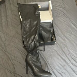 Black leather thigh hell boots LIKE NEW WORE ONCE‼️